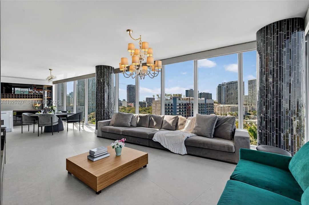 For Sale: $774,900 (2 beds, 2 baths, 1449 Square Feet)