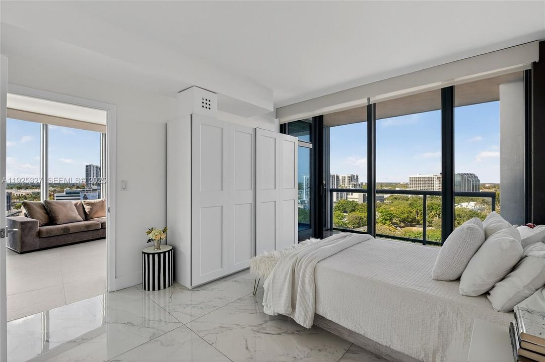 For Sale: $774,900 (2 beds, 2 baths, 1449 Square Feet)