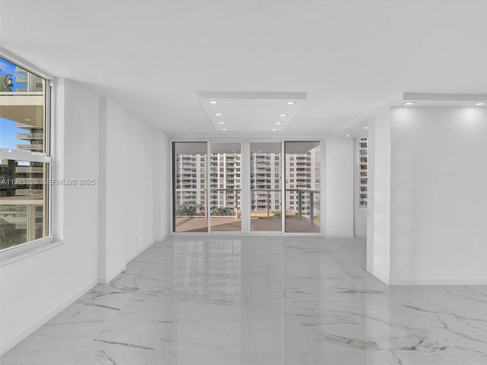 На продажу: $749,000 (2 спален, 2 ванн, 1552 Квадратных фут)