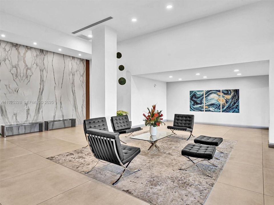 На продажу: $749,000 (2 спален, 2 ванн, 1552 Квадратных фут)