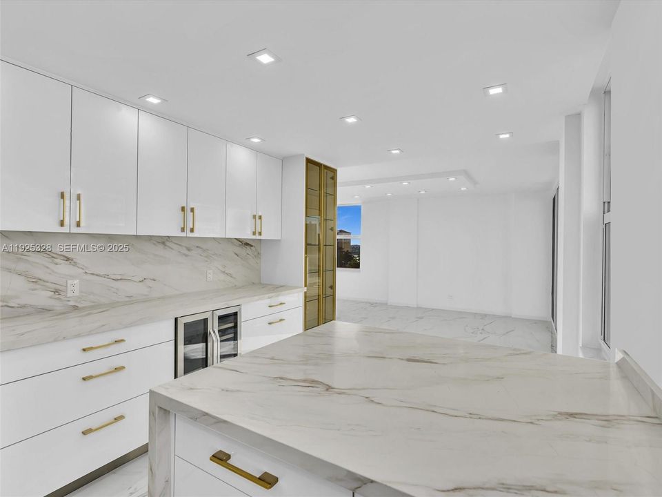 На продажу: $749,000 (2 спален, 2 ванн, 1552 Квадратных фут)