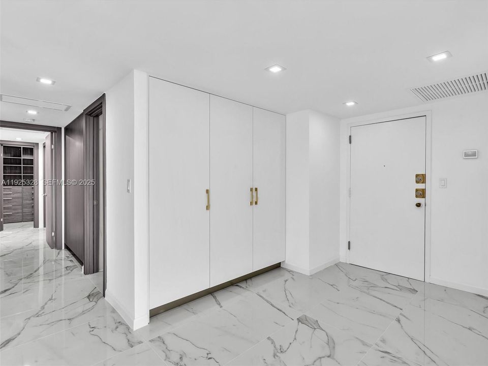 На продажу: $749,000 (2 спален, 2 ванн, 1552 Квадратных фут)