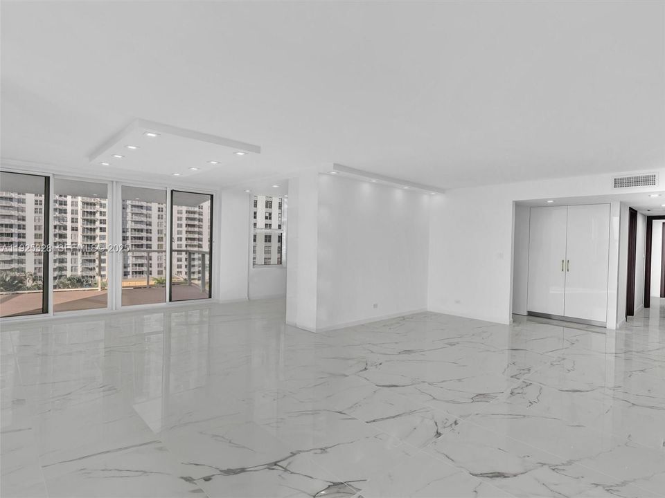 На продажу: $749,000 (2 спален, 2 ванн, 1552 Квадратных фут)