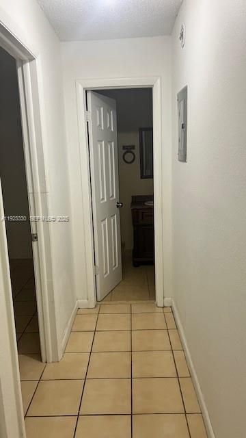 For Rent: $1,800 (2 beds, 1 baths, 664 Square Feet)