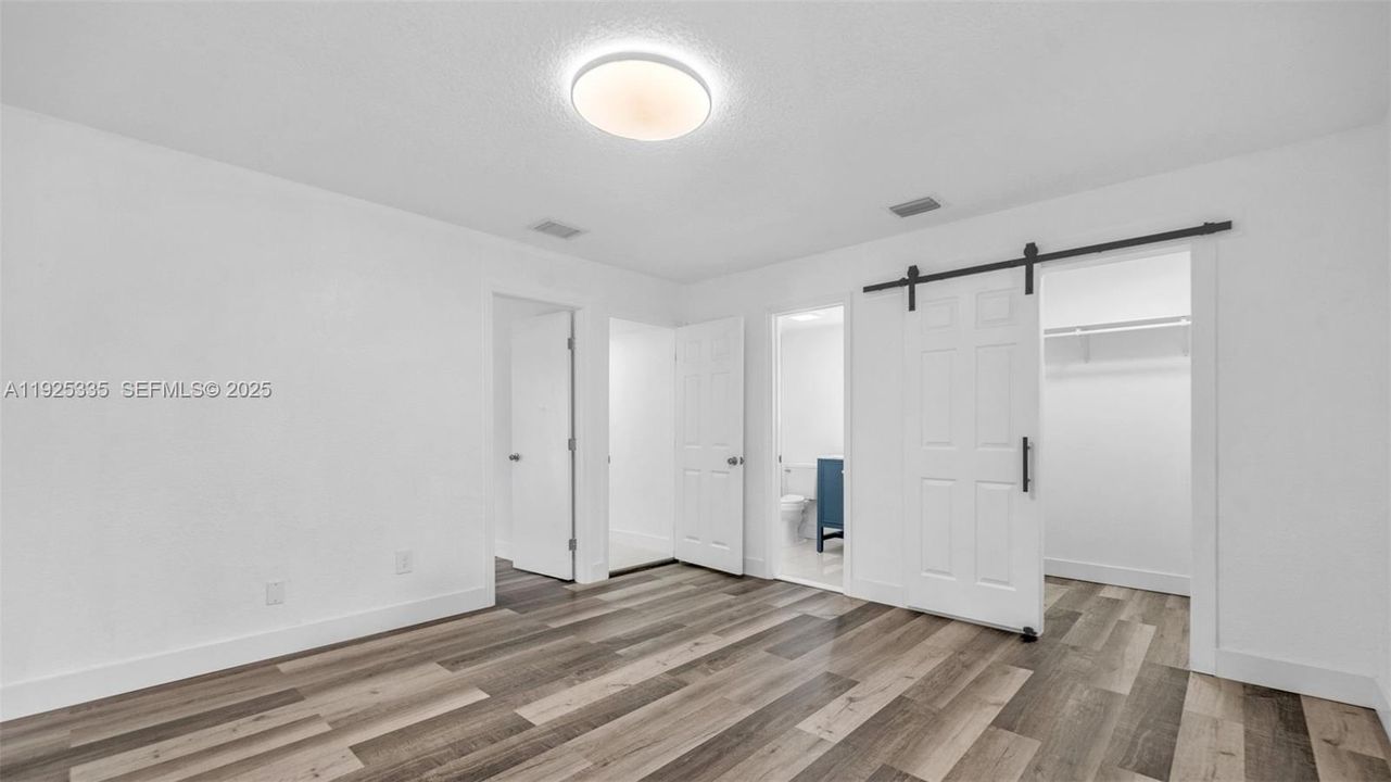 En Renta: $4,600 (4 camas, 2 baños, 1584 Pies cuadrados)