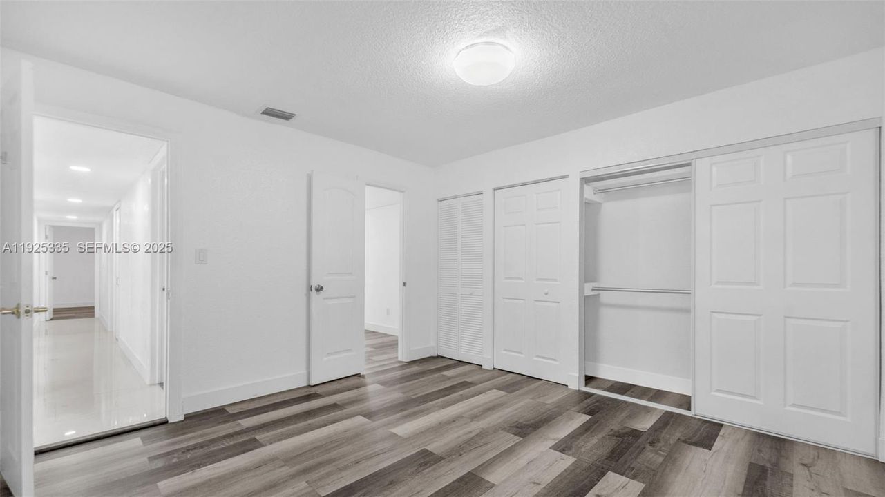 En Renta: $4,600 (4 camas, 2 baños, 1584 Pies cuadrados)