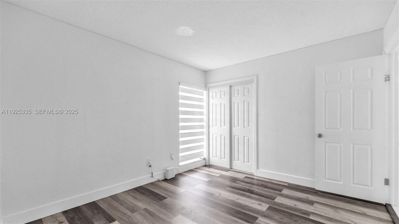 En Renta: $4,600 (4 camas, 2 baños, 1584 Pies cuadrados)