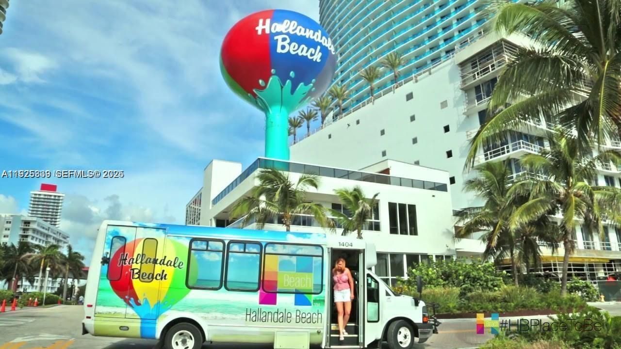 For Rent: $1,950 (2 beds, 1 baths, 840 Square Feet)