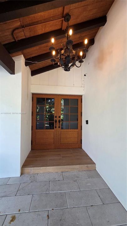 For Rent: $7,300 (4 beds, 2 baths, 2646 Square Feet)