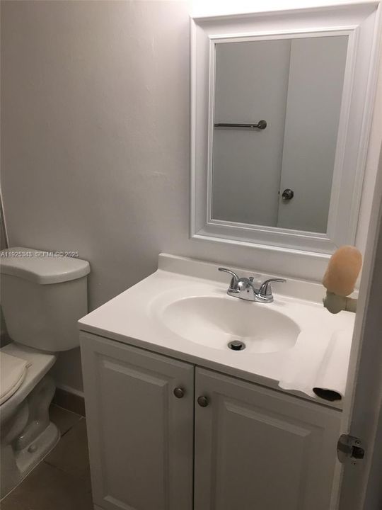 For Sale: $789,000 (4 beds, 2 baths, 2933 Square Feet)