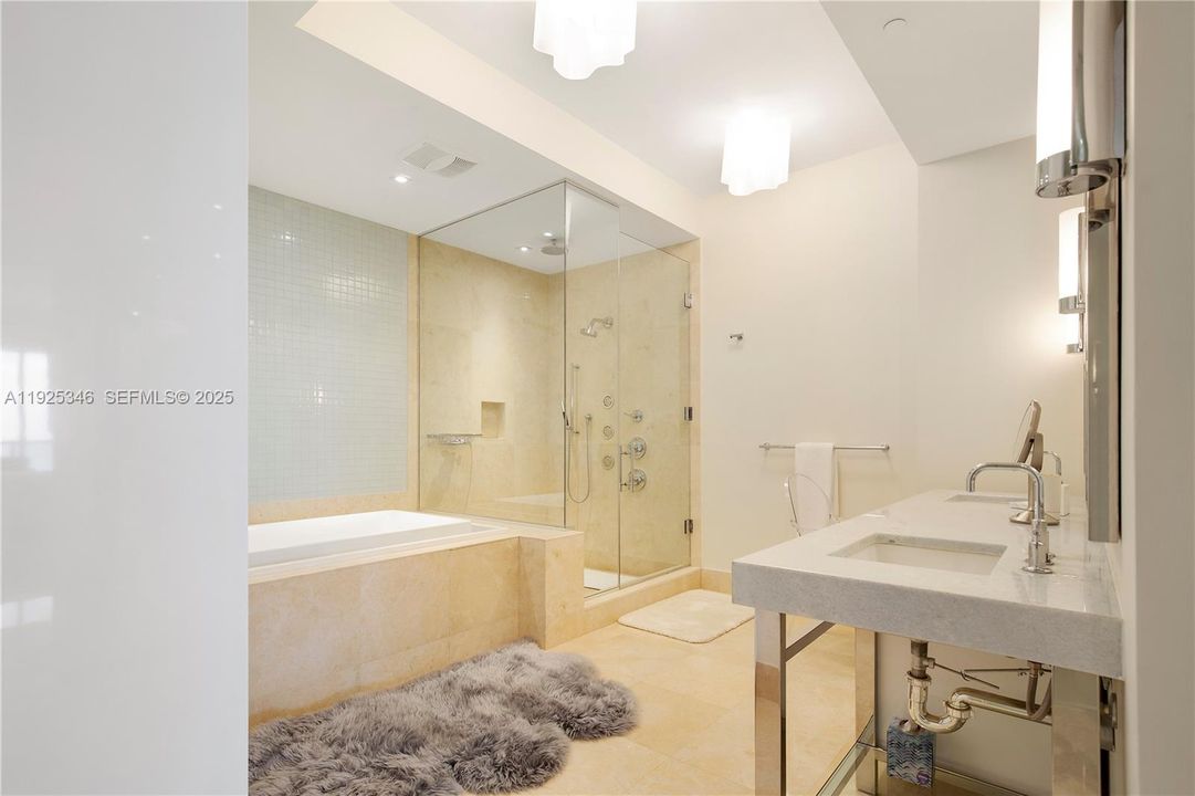 В аренду: $39,000 (3 спален, 3 ванн, 3128 Квадратных фут)