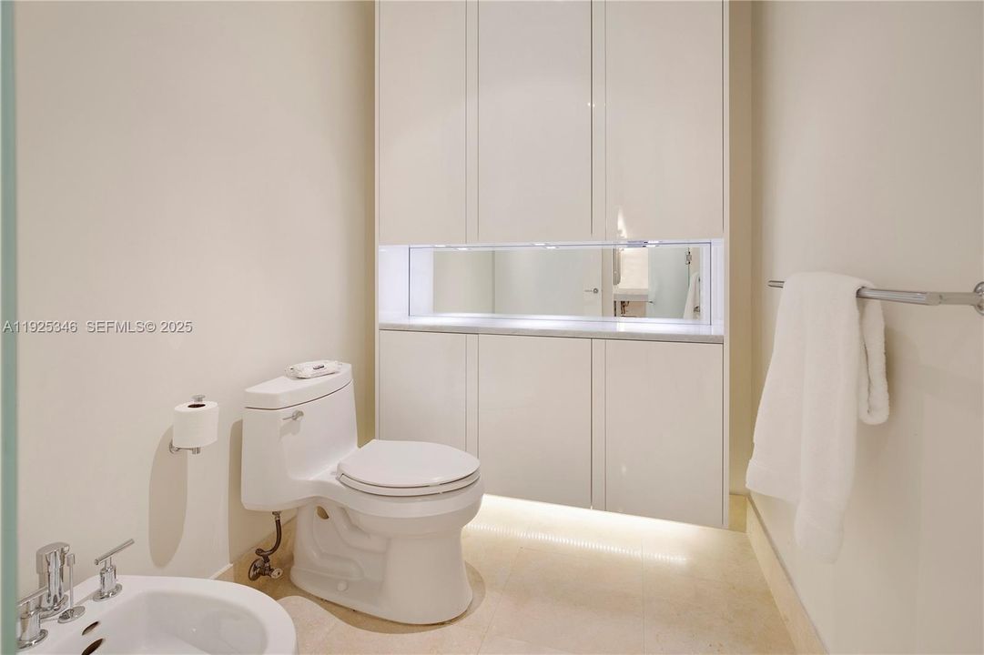 В аренду: $39,000 (3 спален, 3 ванн, 3128 Квадратных фут)