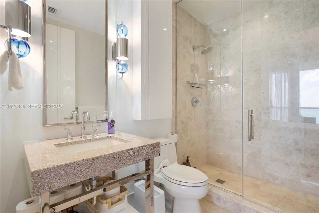 В аренду: $39,000 (3 спален, 3 ванн, 3128 Квадратных фут)