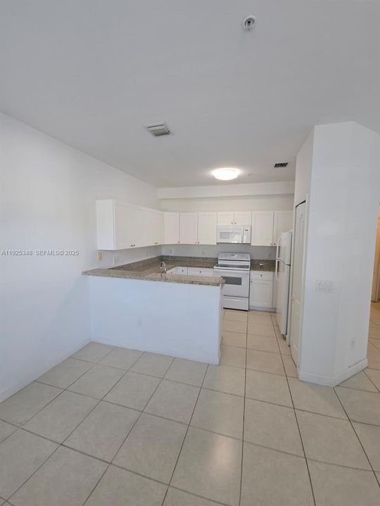 En Renta: $2,600 (2 camas, 2 baños, 1205 Pies cuadrados)