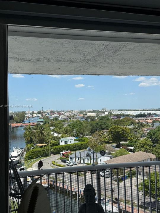 For Sale: $419,900 (3 beds, 2 baths, 1229 Square Feet)