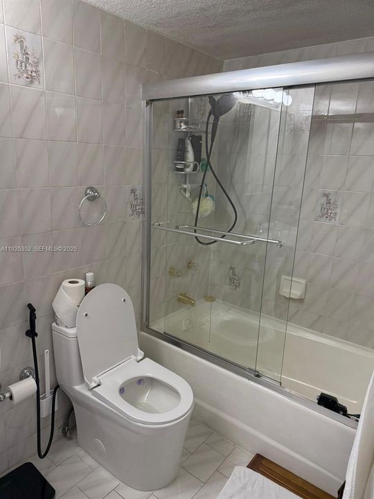 For Sale: $419,900 (3 beds, 2 baths, 1229 Square Feet)