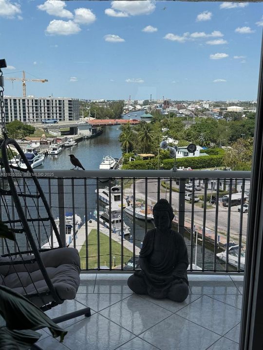 For Sale: $419,900 (3 beds, 2 baths, 1229 Square Feet)