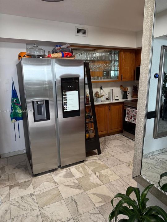 For Sale: $419,900 (3 beds, 2 baths, 1229 Square Feet)