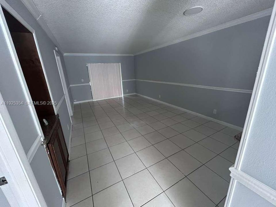 For Rent: $1,700 (2 beds, 2 baths, 24255 Square Feet)