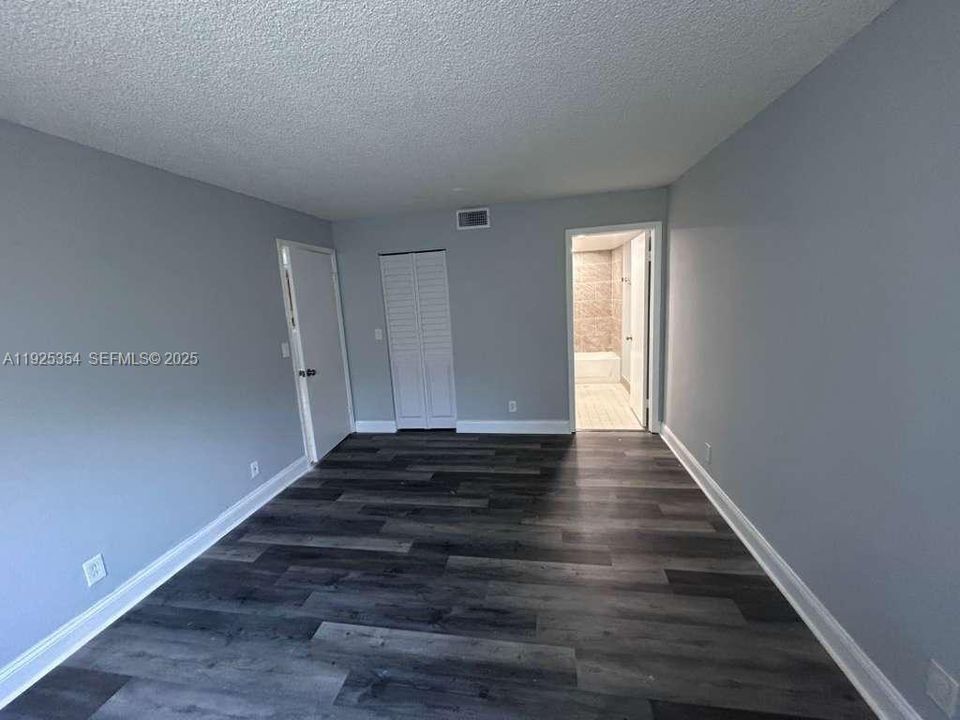 For Rent: $1,700 (2 beds, 2 baths, 24255 Square Feet)