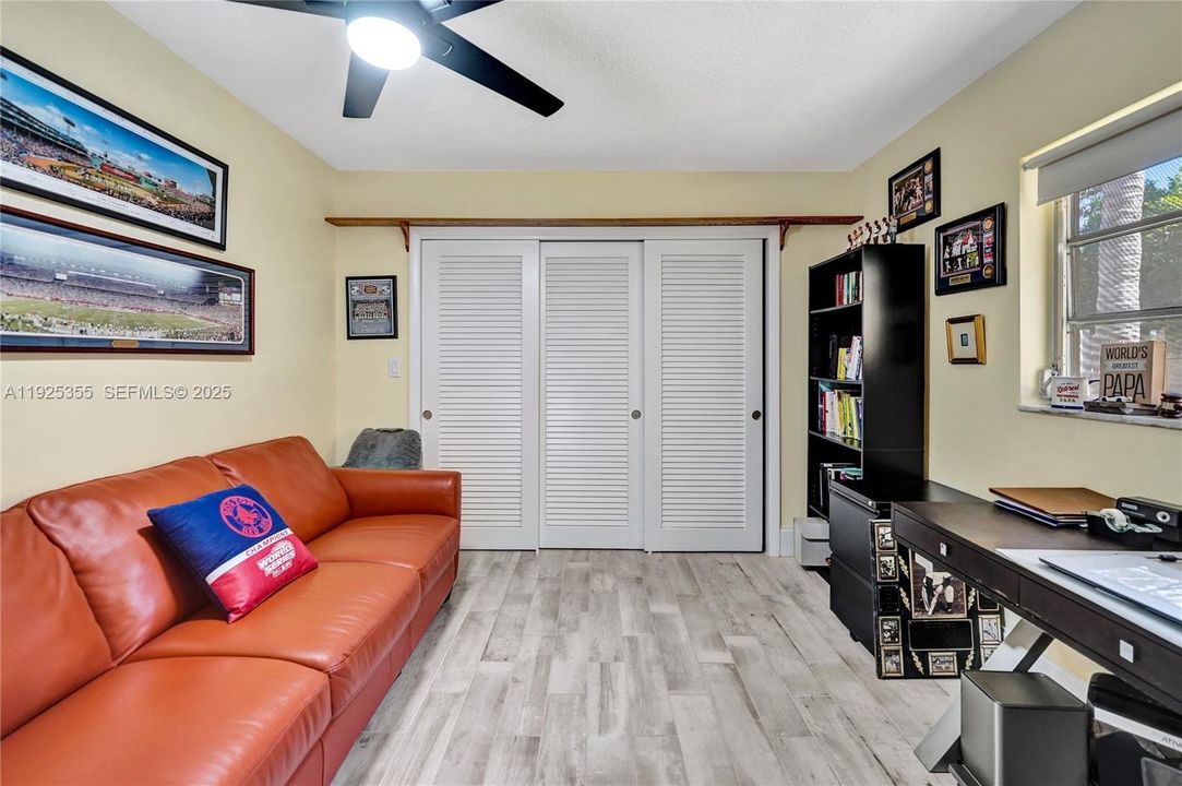 В аренду: $6,900 (3 спален, 2 ванн, 1898 Квадратных фут)