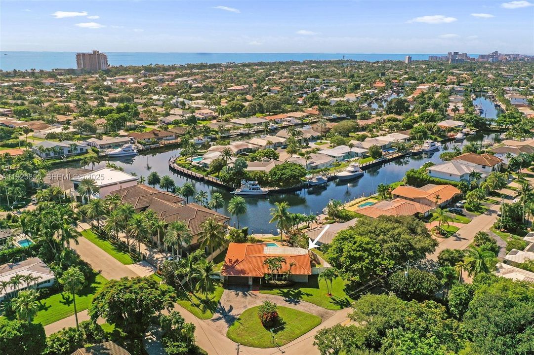 В аренду: $6,900 (3 спален, 2 ванн, 1898 Квадратных фут)