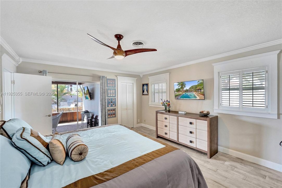 В аренду: $6,900 (3 спален, 2 ванн, 1898 Квадратных фут)