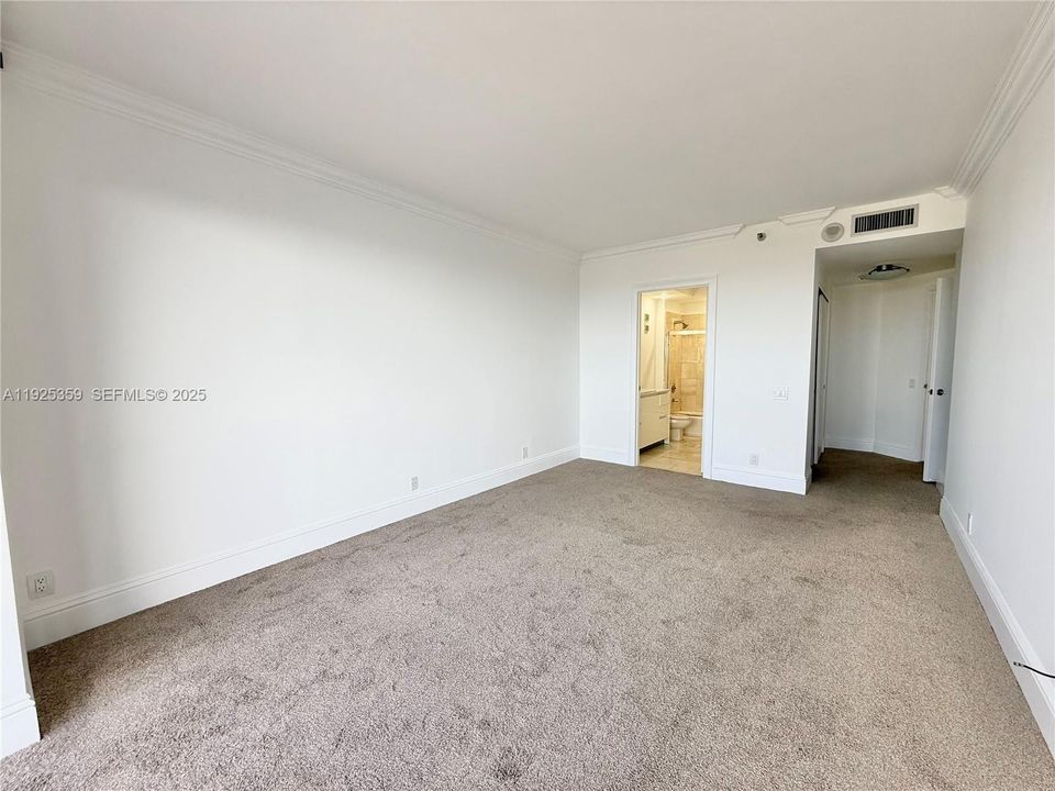 For Rent: $4,300 (2 beds, 3 baths, 2240 Square Feet)