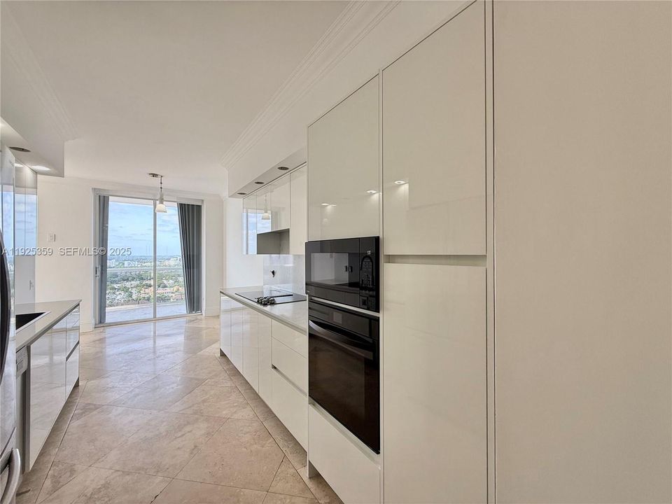 For Rent: $4,300 (2 beds, 3 baths, 2240 Square Feet)