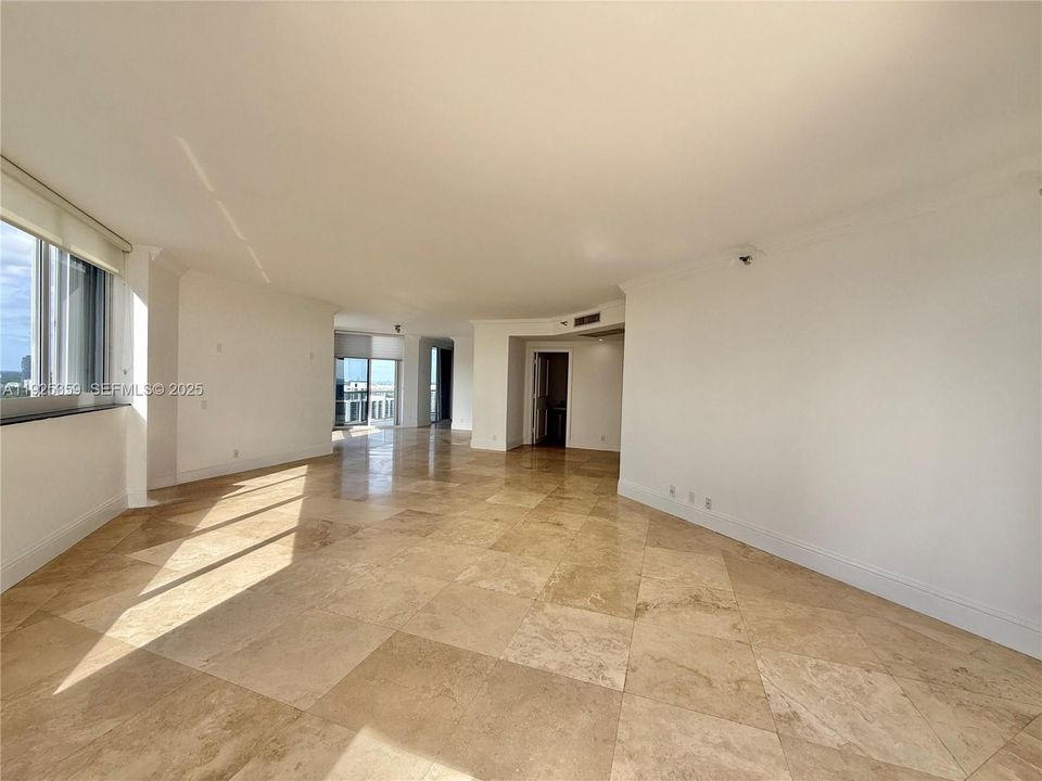 For Rent: $4,300 (2 beds, 3 baths, 2240 Square Feet)