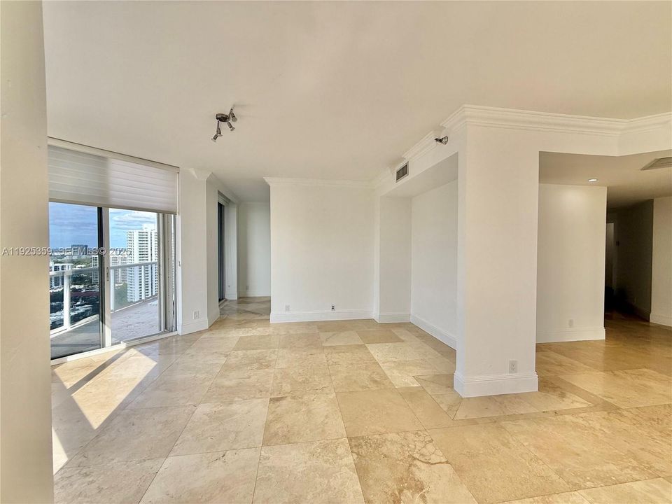 For Rent: $4,300 (2 beds, 3 baths, 2240 Square Feet)