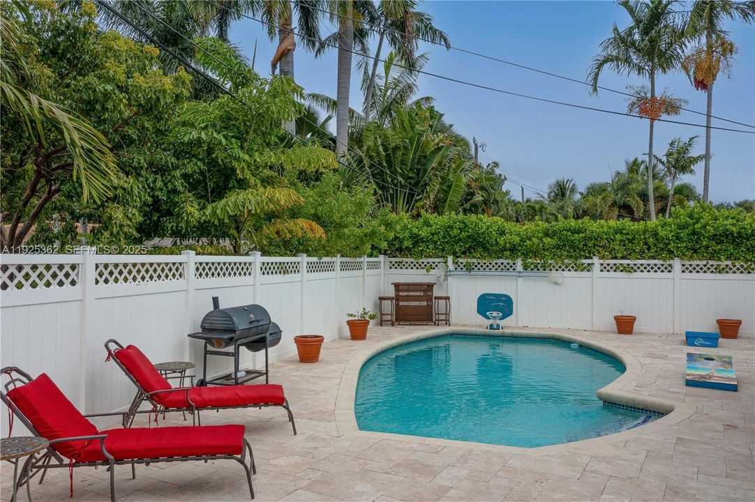 For Rent: $6,500 (3 beds, 3 baths, 2295 Square Feet)