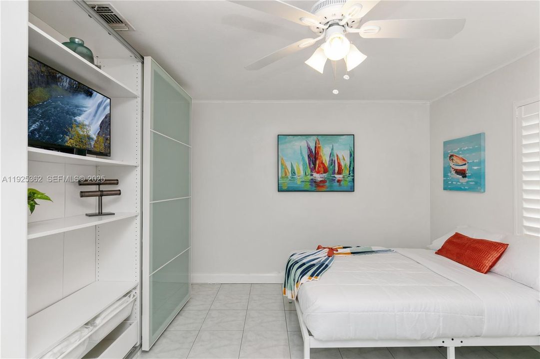 For Rent: $6,500 (3 beds, 3 baths, 2295 Square Feet)