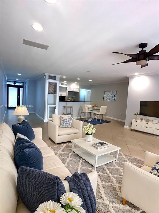 En Venta: $510,000 (2 camas, 2 baños, 1275 Pies cuadrados)