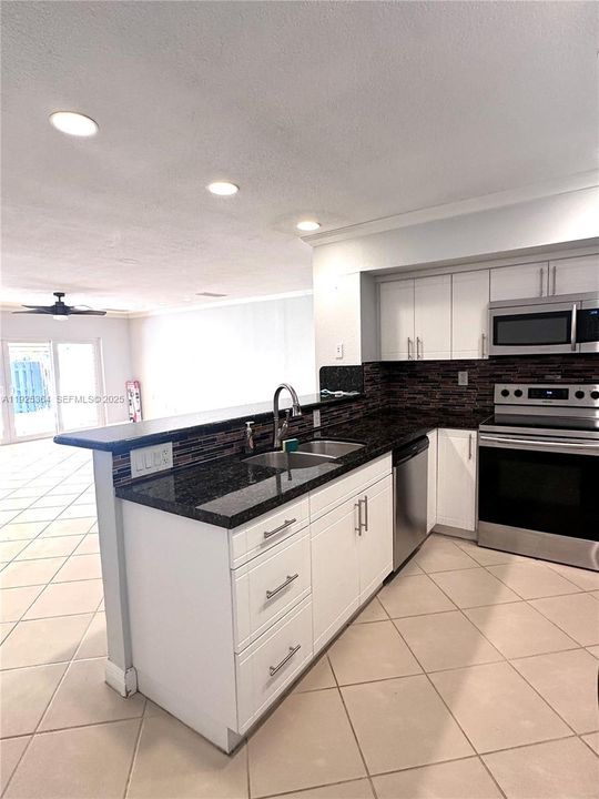 En Venta: $510,000 (2 camas, 2 baños, 1275 Pies cuadrados)