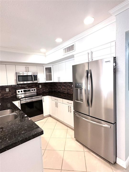 En Venta: $510,000 (2 camas, 2 baños, 1275 Pies cuadrados)