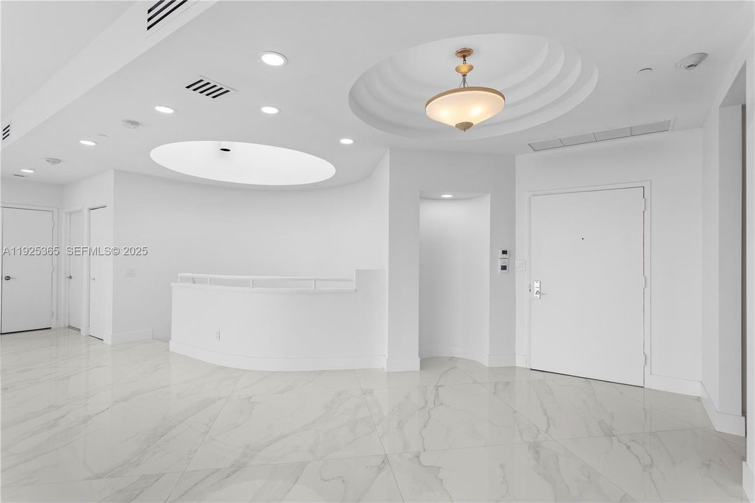 For Rent: $10,500 (3 beds, 3 baths, 3030 Square Feet)