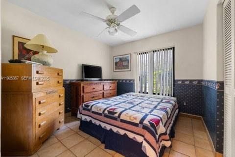 На продажу: $759,900 (3 спален, 2 ванн, 1464 Квадратных фут)