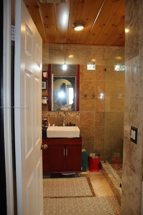 待售: $569,999 (3 贝兹, 2 浴室, 1782 平方英尺)