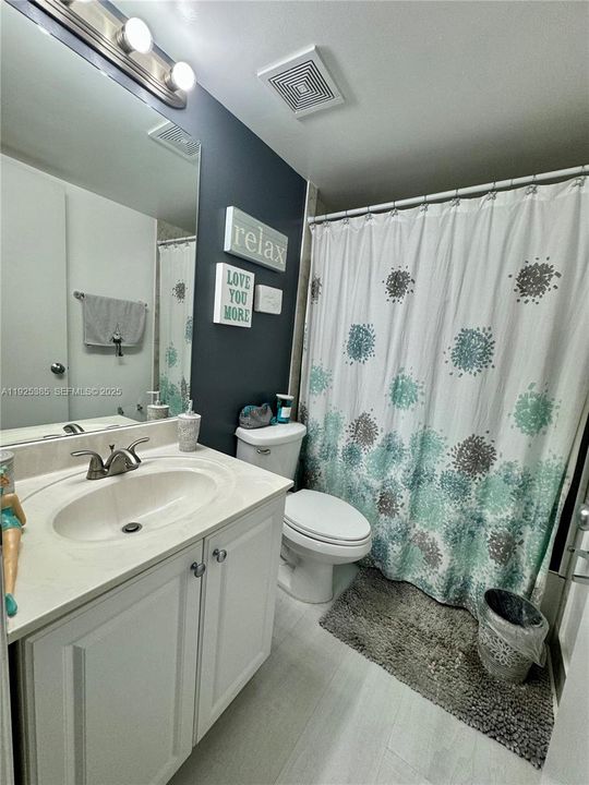 For Sale: $314,000 (2 beds, 2 baths, 960 Square Feet)