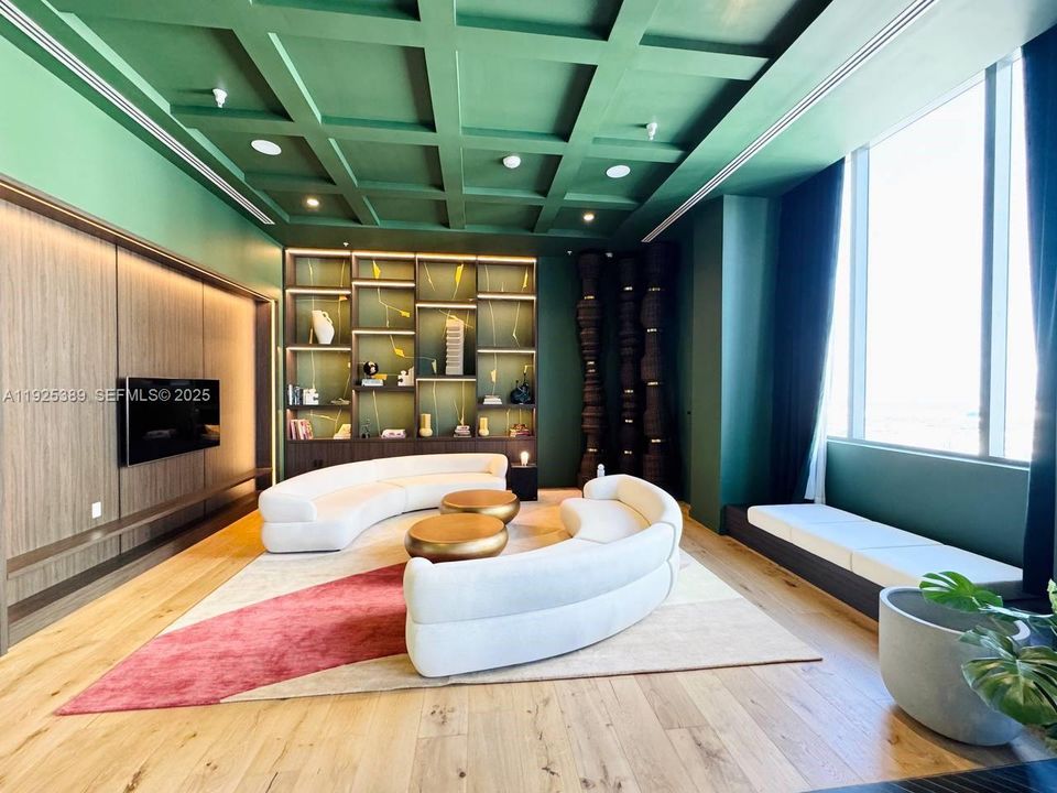 待售: $650,000 (1 贝兹, 1 浴室, 0 平方英尺)