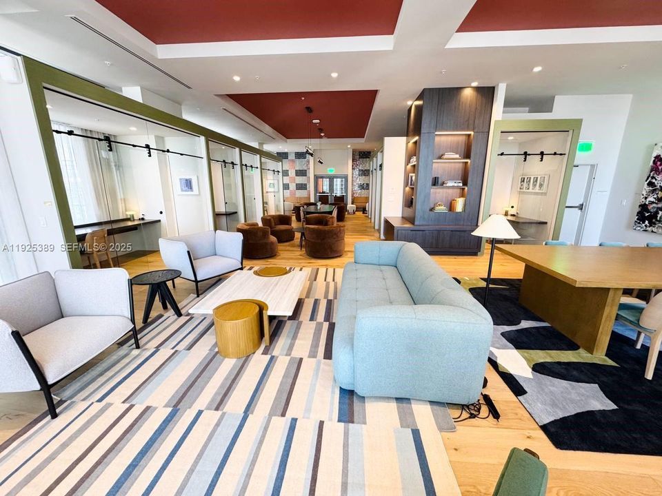 待售: $650,000 (1 贝兹, 1 浴室, 0 平方英尺)