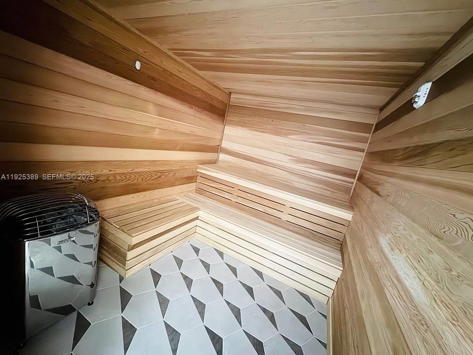 待售: $650,000 (1 贝兹, 1 浴室, 0 平方英尺)