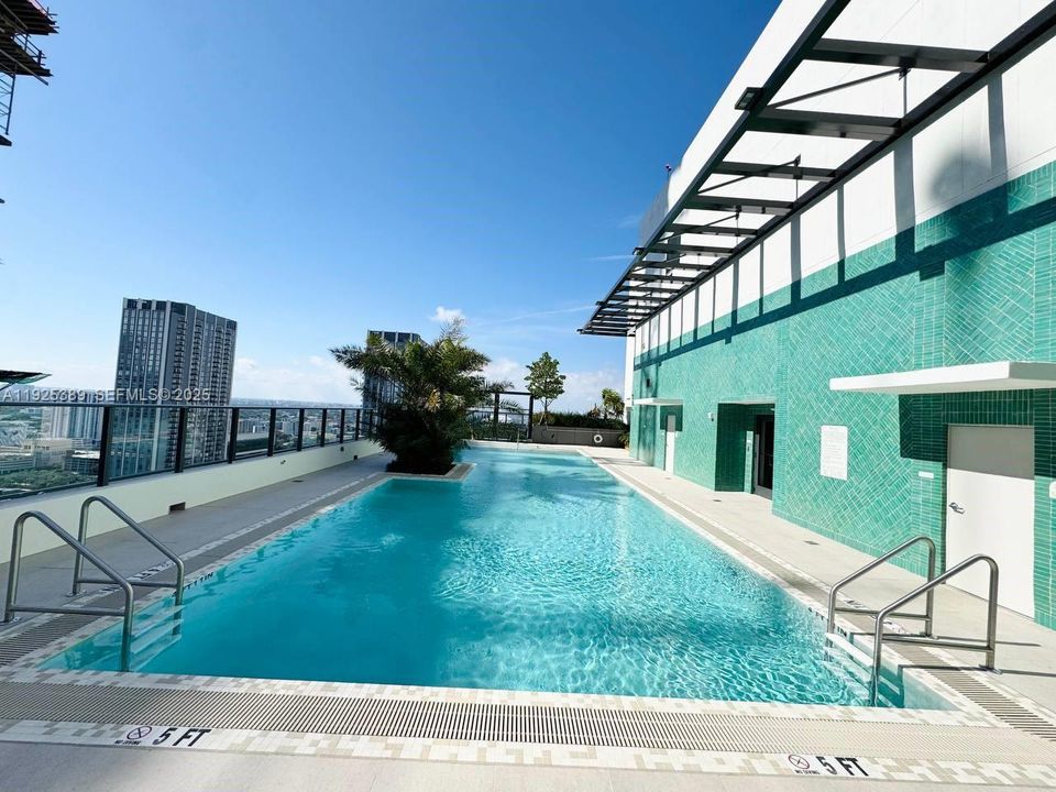 待售: $650,000 (1 贝兹, 1 浴室, 0 平方英尺)