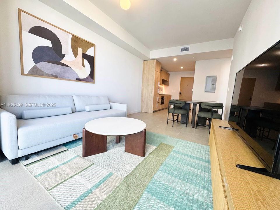 待售: $650,000 (1 贝兹, 1 浴室, 0 平方英尺)