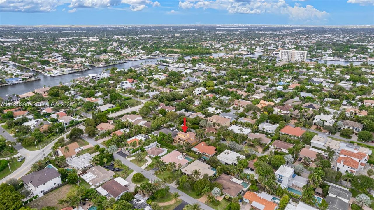 待售: $2,750,000 (4 贝兹, 3 浴室, 2759 平方英尺)