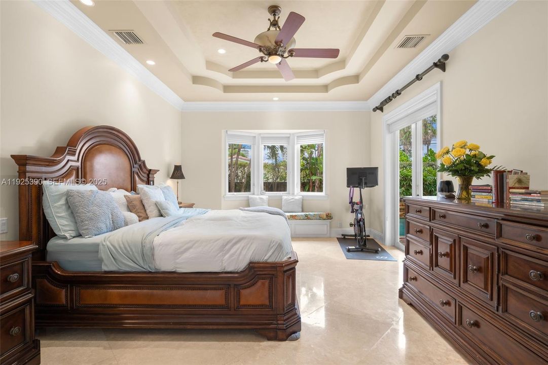 待售: $2,750,000 (4 贝兹, 3 浴室, 2759 平方英尺)