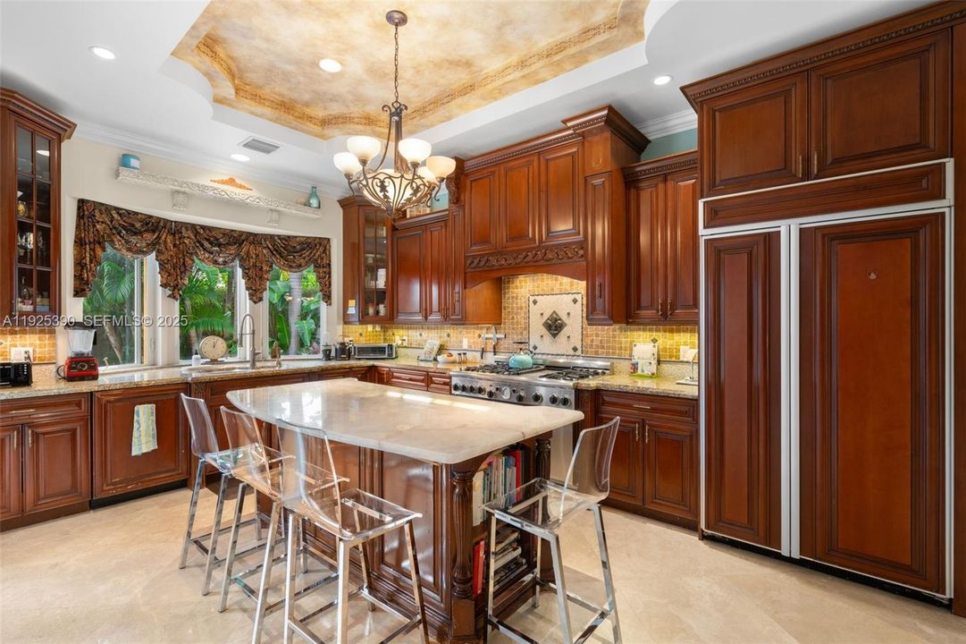 待售: $2,750,000 (4 贝兹, 3 浴室, 2759 平方英尺)