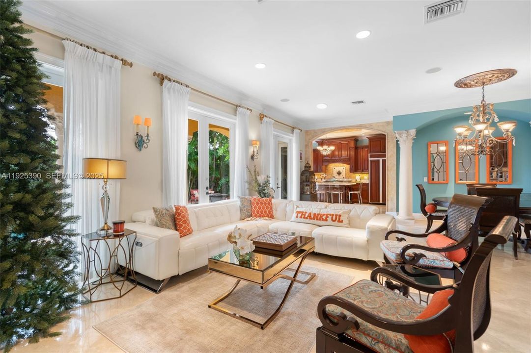 待售: $2,750,000 (4 贝兹, 3 浴室, 2759 平方英尺)