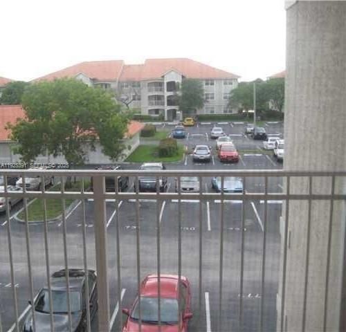 В аренду: $1,900 (1 спален, 1 ванн, 810 Квадратных фут)